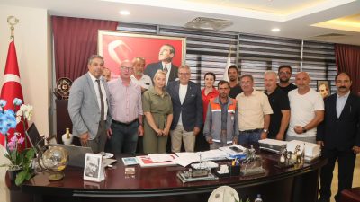 Bandırma Belediye Başkanı Dursun Mirza, personellerin çalışma haklarını güçlendirmek amacıyla
