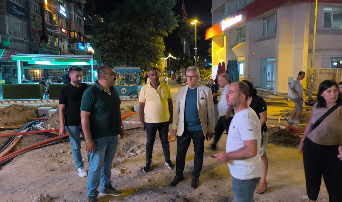 Bandırma’nın Sevgi Yolu için çalışmalar hız kesmeden devam ediyor Bandırma Belediye Başkanı Dursun Mirza, Sevgi Yolu’nda yapılan çalışmaları yerinde