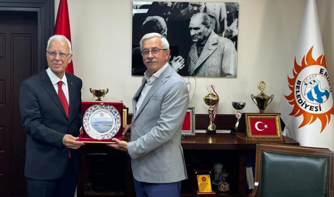 Erdek’te emeklilerin sorunları masaya yatırıldı TÜED Başkanı Kazım Ergün ile bir araya gelen Erdek Belediye
