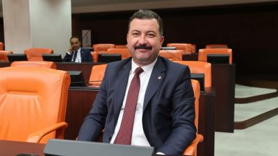MHP’li Ekrem Gökay Yüksel, 71 personelin işten çıkarılmasını eleştirerek, Balıkesir
