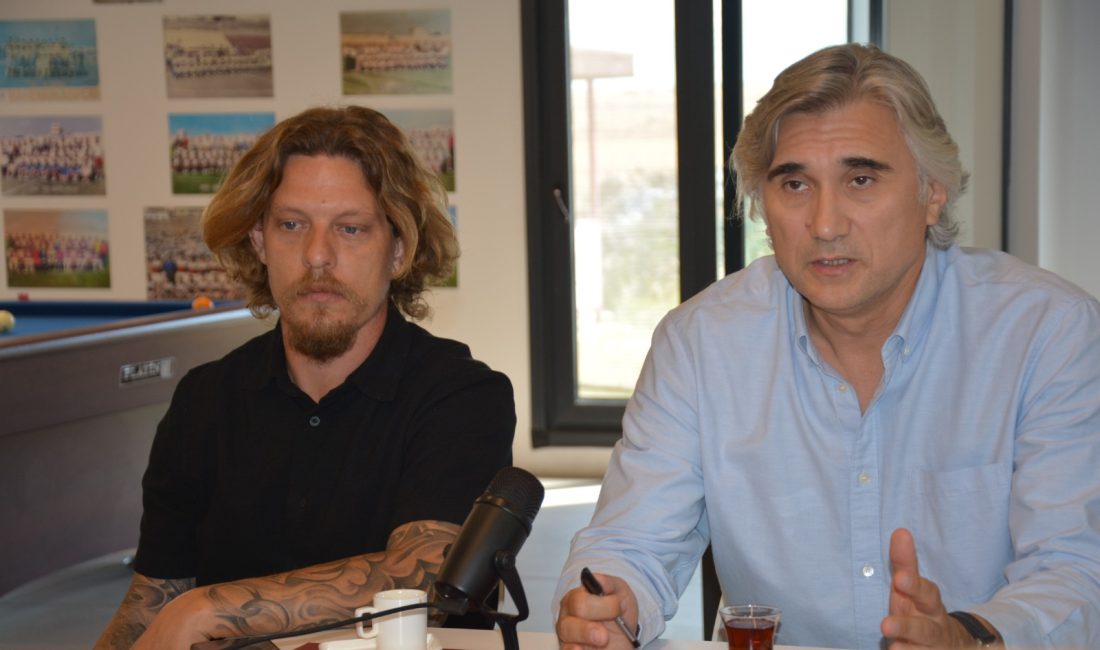 Serdar Kuter: “Bandırmaspor’un başarısında tesislerimizin rolü büyük” Bandırmaspor Kulübü Başkanı Serdar Kuter basın için düzenlenen kahvaltı davetinde