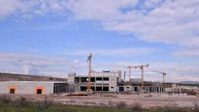 Gönen’de inşaatta elektrik işçisi olarak çalışan İsmail Balkaya 9 metre