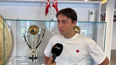 Bandırmaspor’un genç kalecisi Yiğit Zorluer, dedesi ve babasından sonra aile