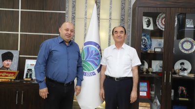 Gönen Kaymakamlık görevine yeni atanan Ahmet Altıntaş, Belediye Başkanı İbrahim