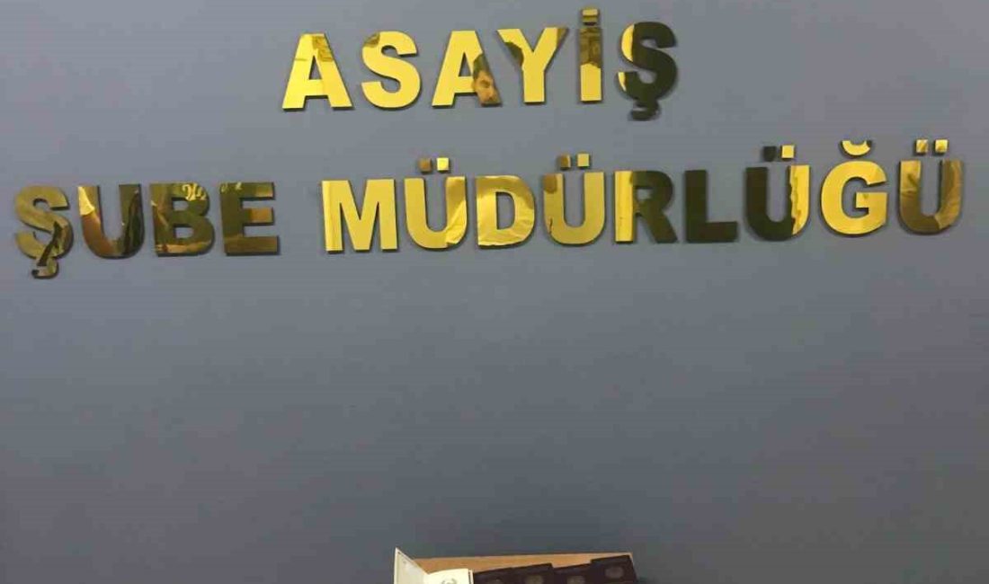 Kapadokya’yı gezmeye gelen turist hırsızlık yaptı Kapadokya bölgesini gezmeye gelen bir turist, bir başka turistin lavaboda