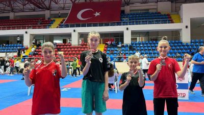 Manyas’ta yaşayan 4 sporcu, İstanbul’un Beylikdüzü ilçesinde yapılan Uluslararası Marmara