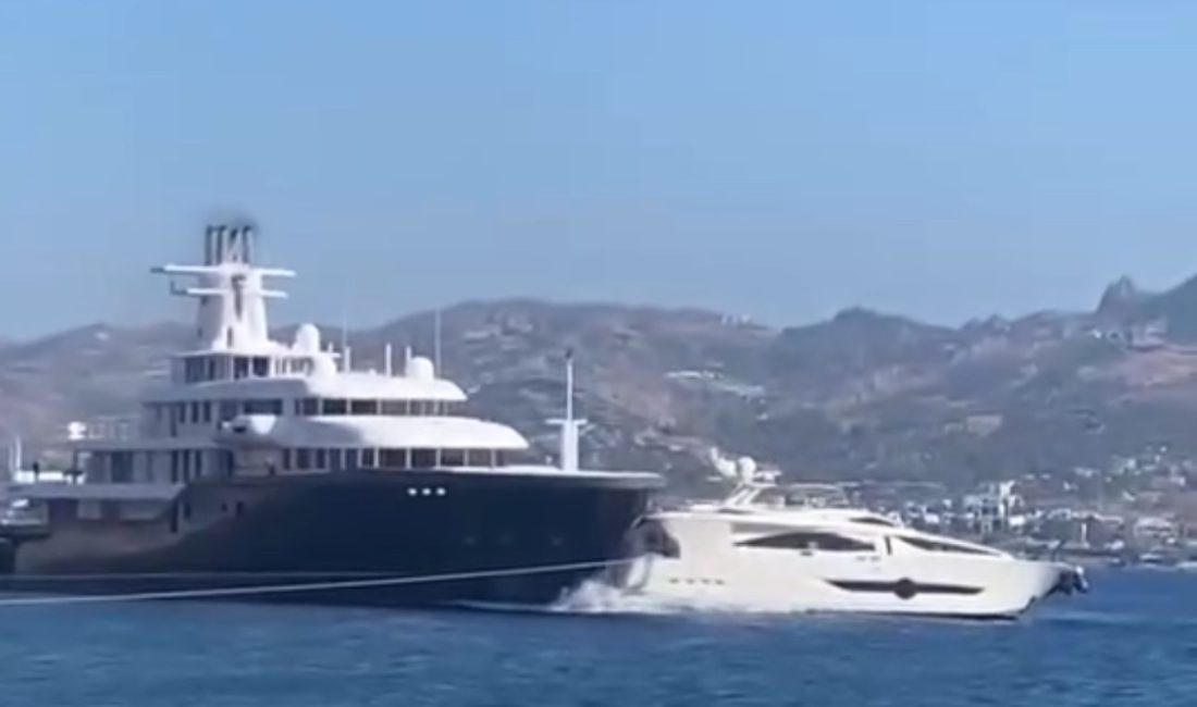 Milyon dolarlık mega yat, motoryatı ezip geçti Muğla’nın Bodrum ilçesi Yalıkavak Mahallesi açıklarında, milyon dolarlık mega yat