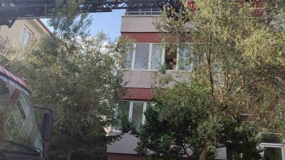 Karesi’de ocağın üstünde unutulan yemek küçük çaplı yangın paniğe sebep