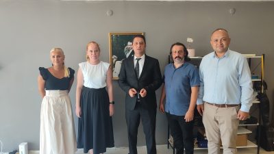 Basın İlan Kurumu Bursa Şube Müdürü Osman Başeğmez, Banses Gazetesi’ni