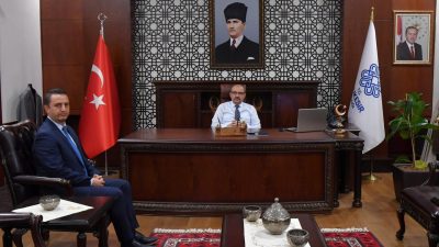 Görevine yeni başlayan Susurluk Şeker Fabrikası Müdürü Yavuz Karaduman, Vali