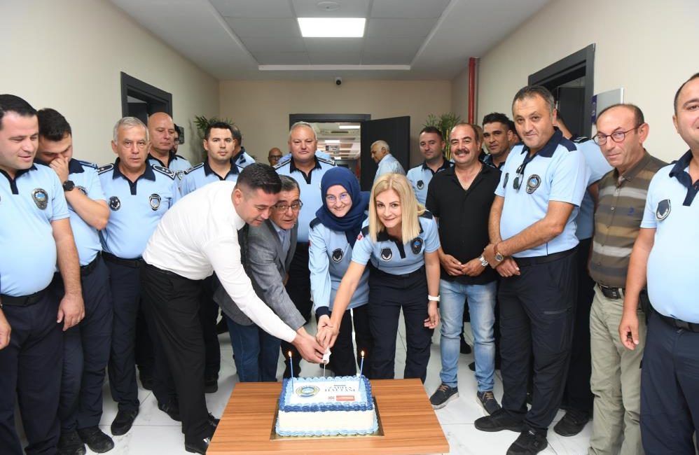 Başkan Şehirli, Zabıta teşkilatının 198. yılını kutladı Altıeylül Belediye Başkanı Hakan Şehirli, Zabıta Teşkilatı’nın Kuruluşunun 198’inci yıl