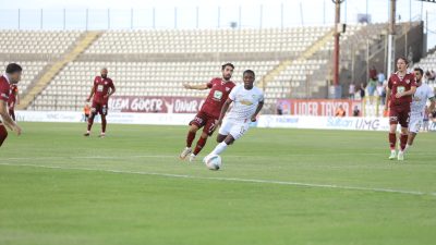 STAT: 17 Eylül HAKEMLER: Erdem Mertoğlu, Hüsnü Emre Çelimli, Mehmet