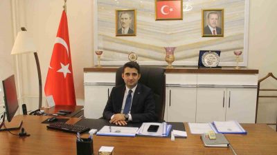 Bir yıl önce asaleten Manyas Kaymakamlığı’na atanan Emre Yeşil, vatani