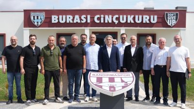 Bandırmaspor Kulübü Başkanı Serdar Kuter ve yönetimi, Balıkesirspor Kulübü Başkanı