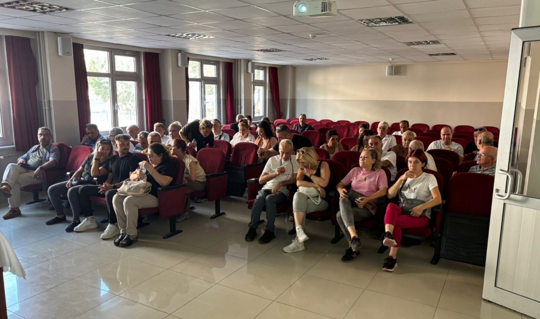 Bandırma’da sürücü eğitmenlerine kapsamlı eğitim Bandırma İlçe Milli Eğitim Müdürlüğü tarafından düzenlenen eğitim programında, sürücü