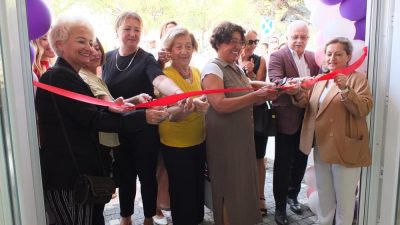 Burhaniye’de, Zeytin Kadın Kooperatifi Emek Evi Kafe törenle açılırken, kooperatifin