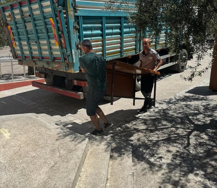 Altınoluk MYO’da hurdaları yenileme ile büyük tasarruf Balıkesir Altınoluk Meslek Yüksekokulu, Cumhurbaşkanlığı Tasarruf Tedbirleri kapsamında önemli bir