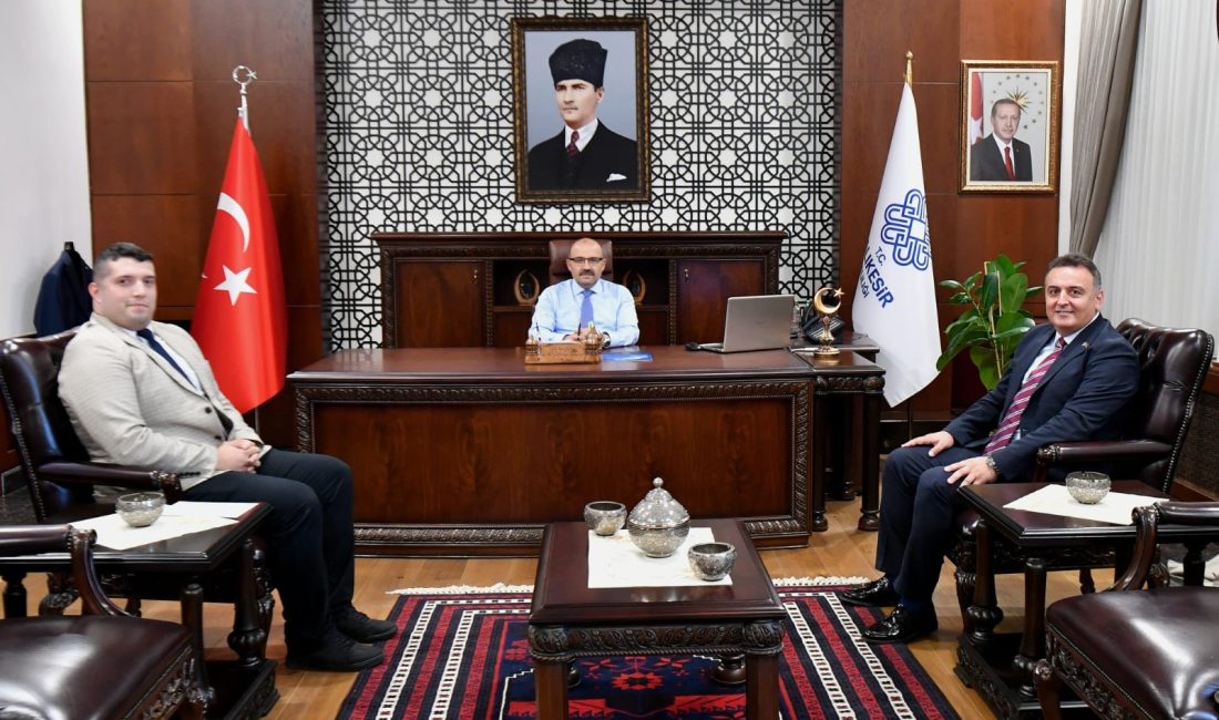 Bandırma Ticaret Odası Başkanı Âdem Yılmaz, Balıkesir Valisi İsmail Ustaoğlu’na,