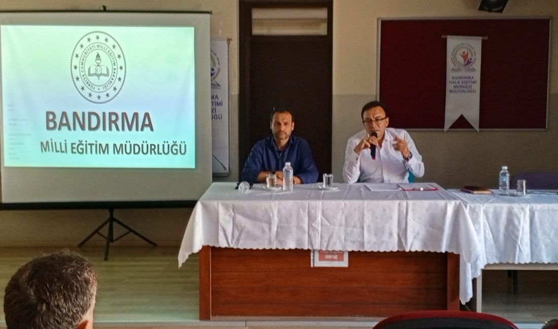 Bandırma’da özel öğretim kurs yöneticileri bilgilendirildi Bandırma İlçe Milli Eğitim Müdürü Mutlu Aslan ve Şube Müdürü