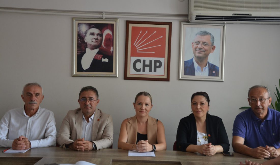 CHP Bandırma’dan Maarif Modeli ve eğitim politikalarına sert eleştiri CHP Bandırma İlçe Örgütü, eş zamanlı basın açıklamasında “Türkiye Yüzyılı