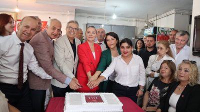 Cumhuriyet Halk Partisi’nin 101’inci kuruluş yılı dolayısıyla Bandırma’da düzenlenen törende