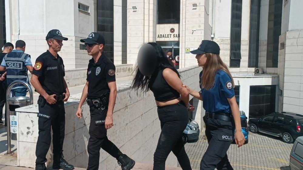 Silah ile yaralama failleri adliyeye sevk edildi Edremit’te M.Ş.’yi tabanca ile yaralanması olayına karışan 4 kişi polis