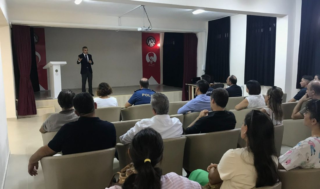 Erdek’te yeni eğitim yılı için öğrencilerin güvenliği planlandı Erdek Kaymakamı Atakan Atasoy, başkanlığında düzenlenen toplantıda, 2024-2025 eğitim-öğretim yılında