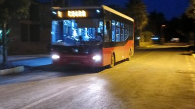 ERDEK:Halk otobüslerinde araca binmekte olan yolcunun henüz yerine oturmadan hareket