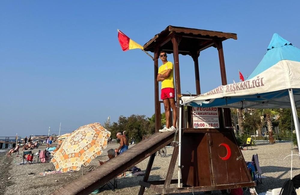Balıkesir’de tatilcilerin can simidi cankurtaranlar oldu Balıkesir Büyükşehir Belediyesi İtfaiye Dairesi Başkanlığına bağlı cankurtaran ekipleri Ağustos