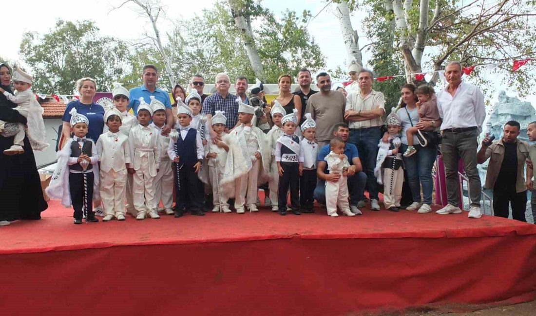 Balıkesir’de toplu sünnet şöleni Burhaniye’de 34. Burhaniye Ören Turizm, Kültür Ve Sanat Festivali kapsamında düzenlenen