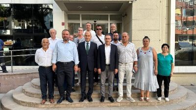Burhaniye’de, birtakım ziyaretler gerçekleştiren İyi Parti Balıkesir Milletvekili Turhan Çömez,