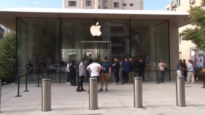 Ünlü telefon markası iPhone’nun 16 serisi İstanbul’un Kadıköy ve Üsküdar