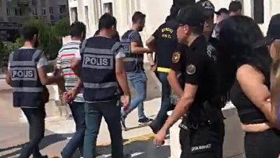 Edremit’te otopark ve motosiklet mağazasına yapılan saldırılara ilişkin gözaltına alınan
