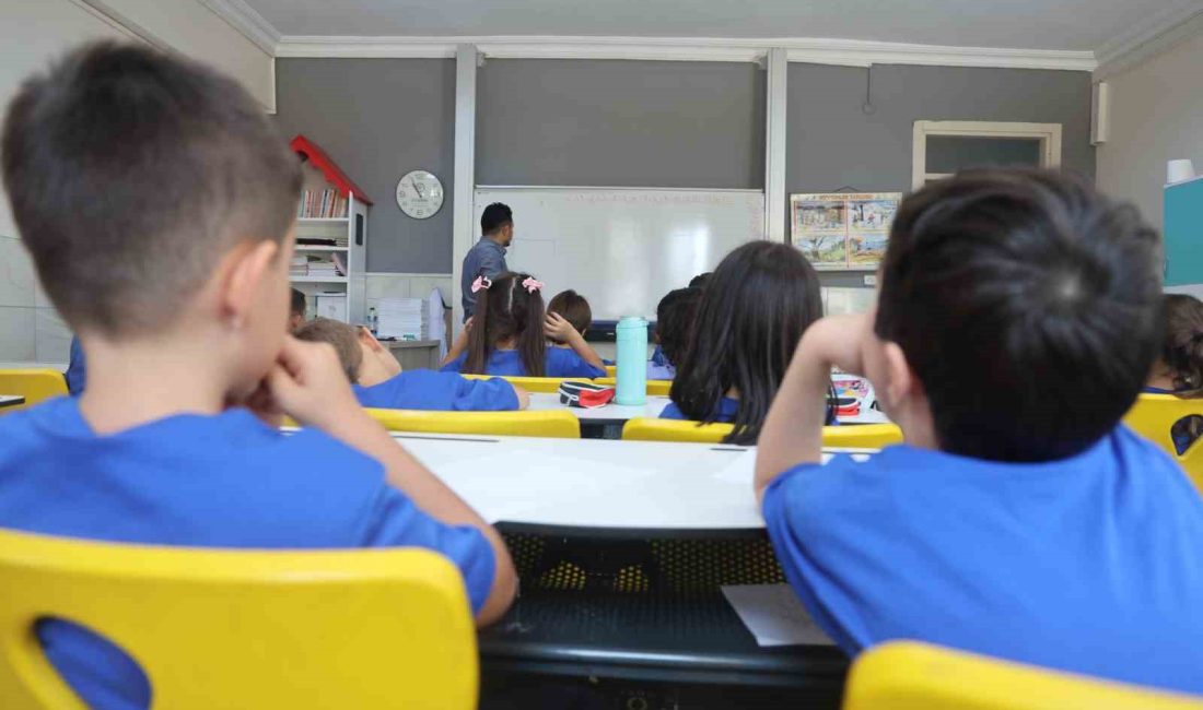 Kahvaltı yapmadan okula giden çocuklarda obezite riski Kahvaltı yapmadan okula giden çocuklarda obezite riskinin oldukça yüksek olduğunu