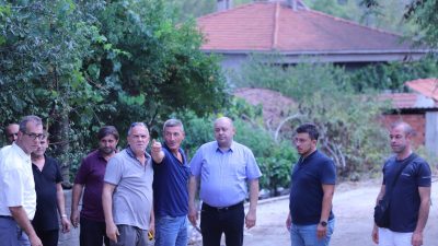 Gönen Belediye Başkanı İbrahim Palaz, Geyikli Mahallesi’nde parke taş ve