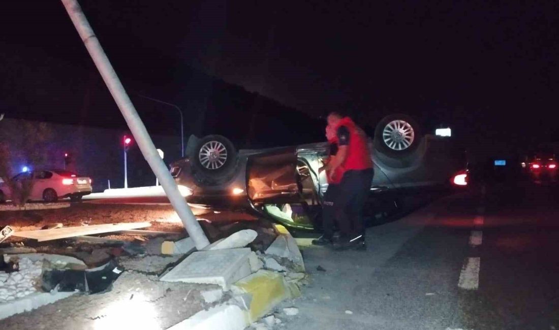 Sıkıştığı araçtan itfaiye kurtardı Balıkesir’de aracın hakimiyetini kaybederek test dönen araçta sürücü sıkıştığı yerden