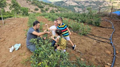 Sındırgı Çıkrıkçı kırsal mahallesinde, iki yıl süren sabırlı bir bekleyişin