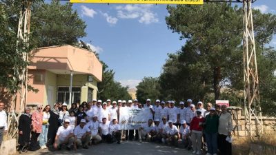 Balıkesirli ziraatçıların da içlerinde bulunduğu Van Ziraat Meslek Lisesi mezunları,