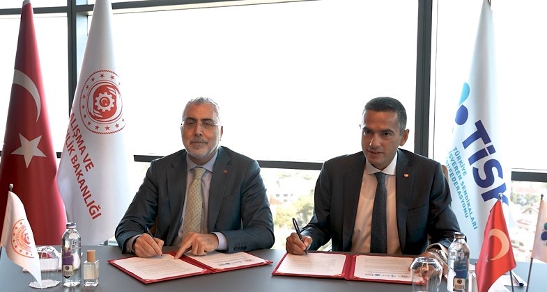 Çalışma ve Sosyal Güvenlik Bakanlığı ile TİSK Arasında ‘Nitelikli İşgücü Yetiştirilmesine Yönelik İş Birliği Prokolü’ İmzalandı Çalışma ve Sosyal Güvenlik Bakanlığı ve Türkiye İşveren Sendikaları Konfederasyonu