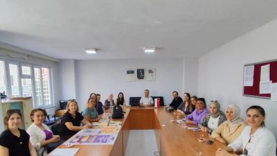 Ödüllü Kitap Okuma Yarışması kapsamında öğretmenlerle bir araya gelen Susurluk