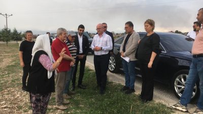 Yeşilçomlu Mahallesi’ndeki mera alanın taşocağı sahasına dönüştürülmesine tepki gösteren CHP