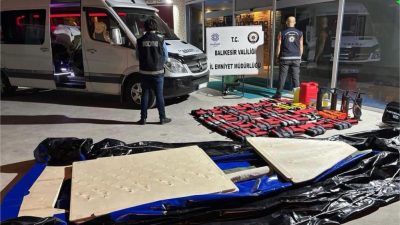 Susurluk’ta düzenlenen operasyonda, Avrupa’ya yasa dışı yollarla geçmeye çalışan 17