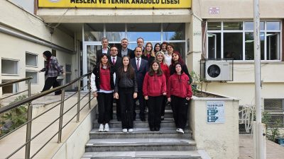 Hafsa Sultan Kız Mesleki ve Teknik Anadolu Lisesi’ni ziyaret eden