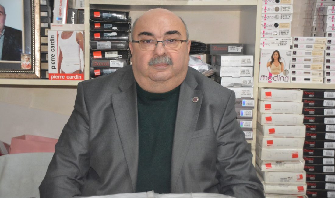 Gemici: “Emekliye ve çalışana seyyanen zam yapılmalı” Bandırmalı esnafın yaz sezonunu zarar etmeden geçirdiğini belirten Bandırma Manifatura,