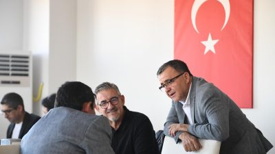 Altıeylül Belediyesi, Muhtarlar Günü dolayısıyla 94 mahalle muhtarına yönelik anlamlı