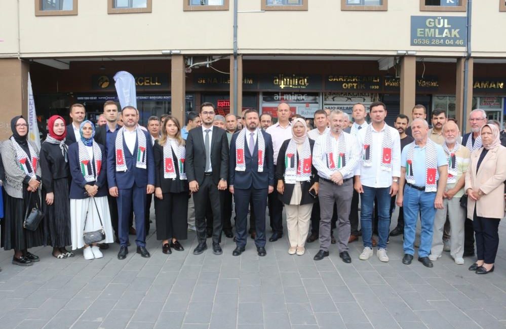 AK Parti İl Başkanlığından Gazze’ye destek AK Parti Balıkesir teşkilatı İsrail’in Gazze başta olmak üzere gerçekleştirdiği