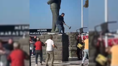 Ayvalık’ta Atatürk heykeline balyozla saldırı düzenleyen şahsın gözaltına alındığı belirtilirken