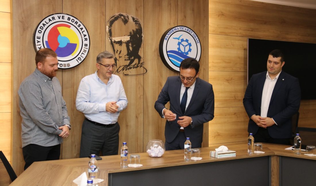 Bandırma’da 10 öğrenci BTO bursu alacak Bandırma Ticaret Odası Genç Girişimciler Kurulu ve Bandırma İlçe Milli