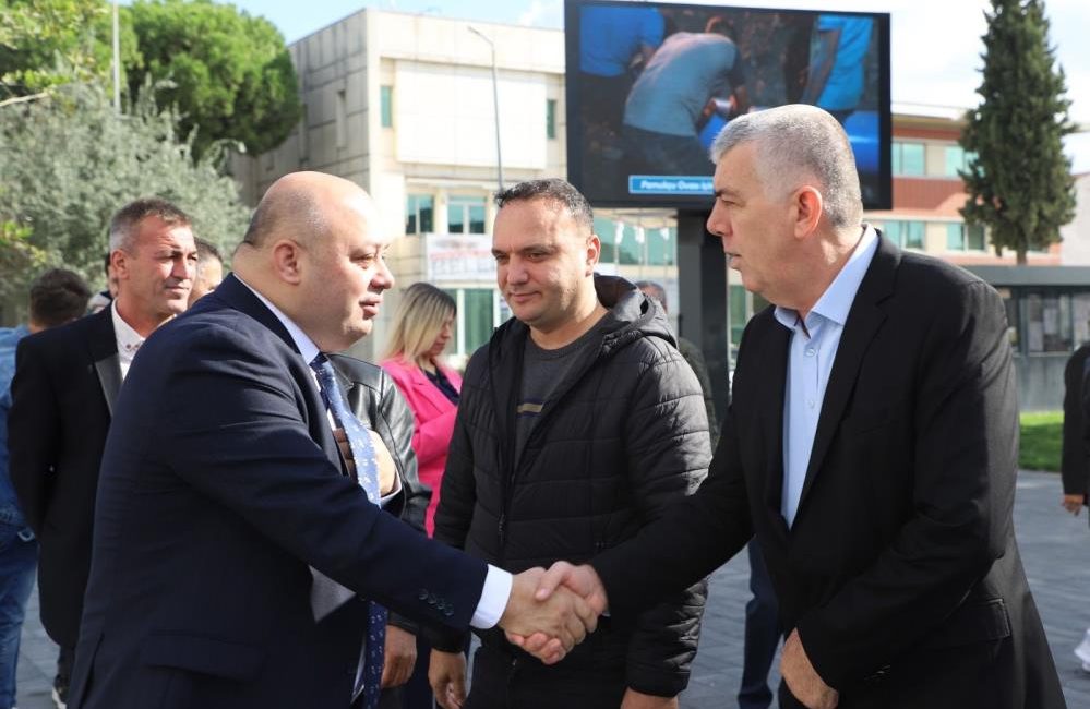 Gönen’de muhtarlar günü çoşkuyla kutlandı Gönen’de 19 Ekim Muhtarlar Günü, düzenlenen tören ve etkinliklerle kutlandı.
