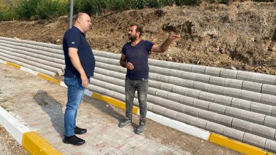 Gönen Belediye Başkanı İbrahim Palaz, Tırnova Mahallesi’nde yol güvenliğini artırmak